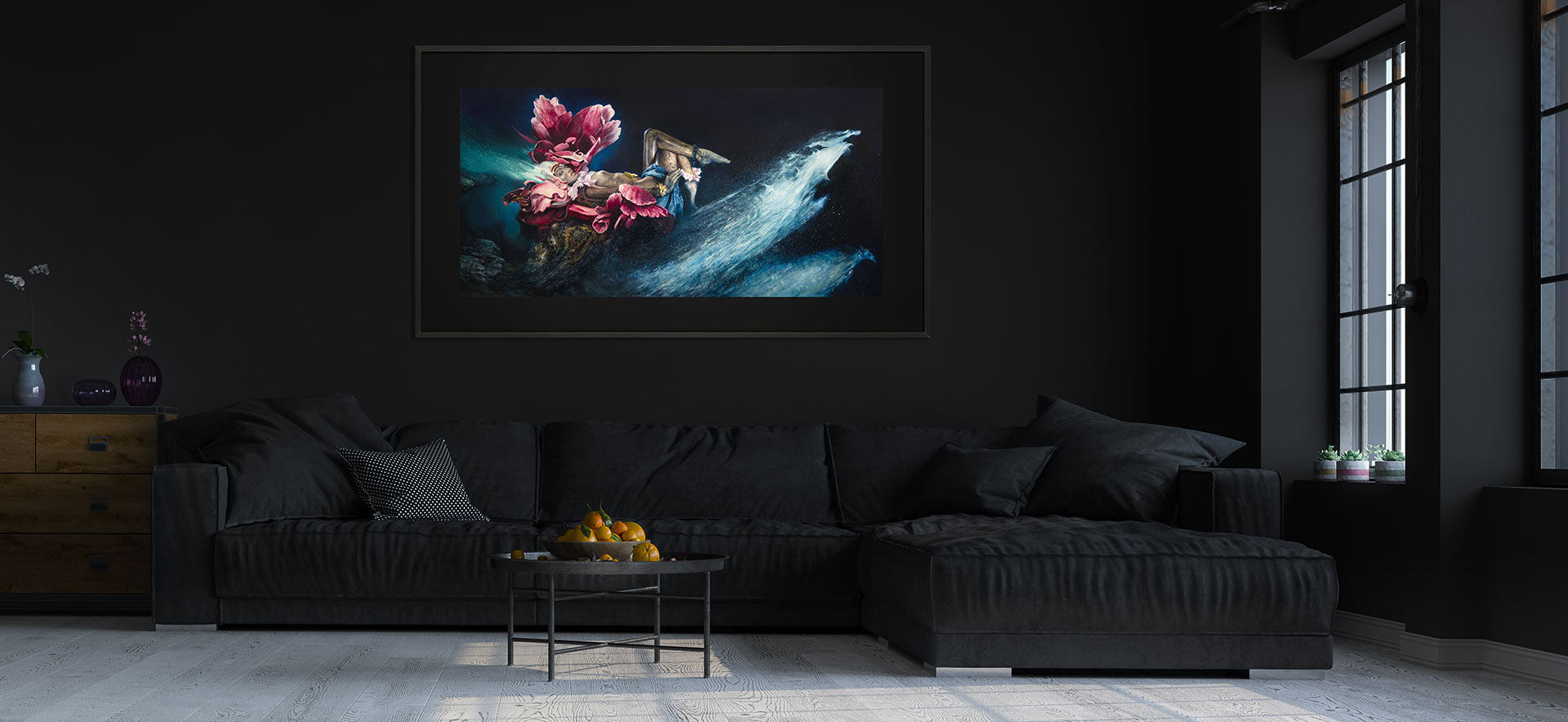 Målerikonst - inspiration på Black & Design. Motivet "Chapter four" hänger på väggen i ett elegant rum.